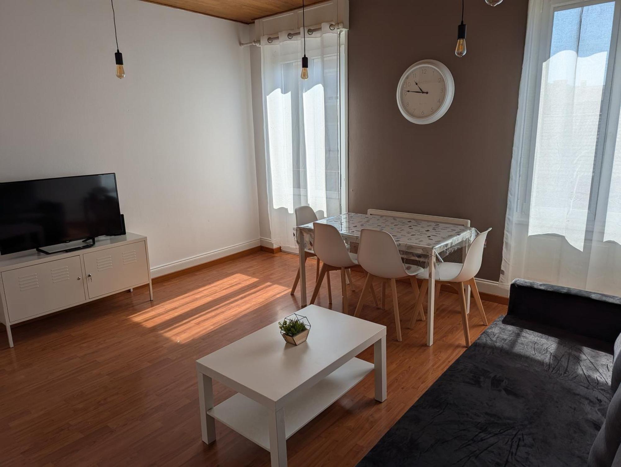 Le Mirage - Appartement 2 Chambres, Salon, Cuisine Equipee, Parking Et Wifi Gratuit مُلووز المظهر الخارجي الصورة